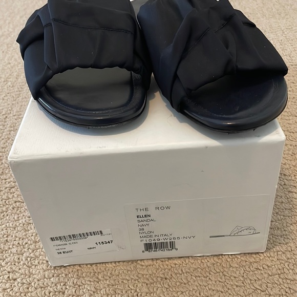 Last chance!! The Row Ellen slide $900 net a porter 38/8 - Picture 3 of 7